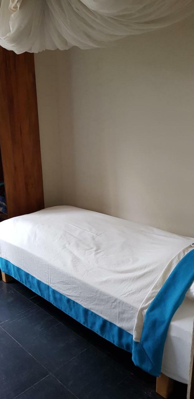 Lovasoa 4C Hotel Антсирабе Екстериор снимка