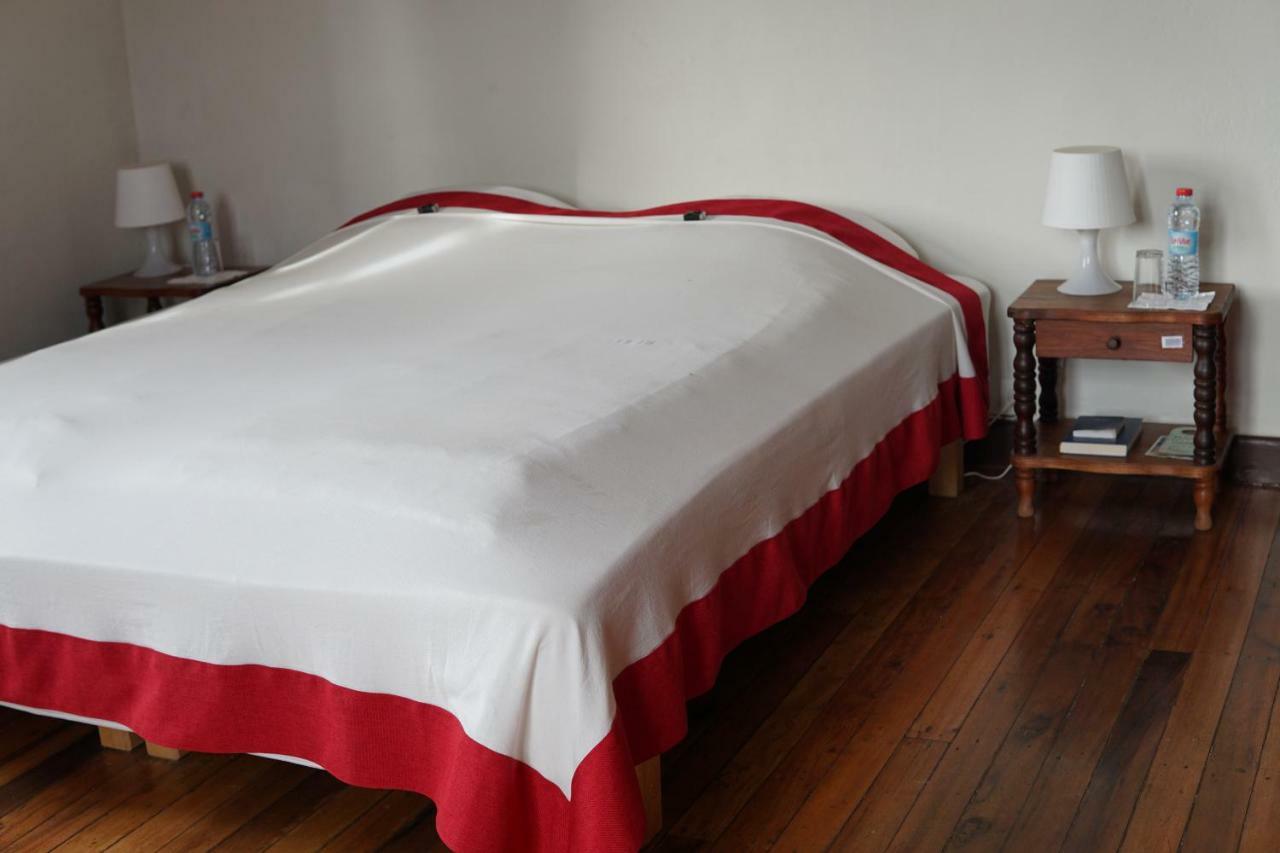 Lovasoa 4C Hotel Антсирабе Екстериор снимка